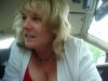 Jasmine "qui chante la bouche pleine"
