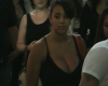 Candid - Beurette aux gros seins dans une file d'attente