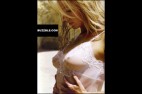 poppy montgomery nue seins pelotage