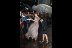 emma-watson-montre-sa-cullote-96431-800x1200.jpg