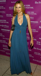 heather-graham-nice-cleavage-blue-14.jpg