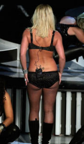 britney-spears-giveme-5-big.jpg