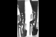 shoeshigh008.jpg
