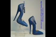 shoeshigh061.jpg