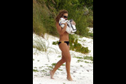 jsdtg7sljl-mariah-carey-topless-bikini-05.jpg