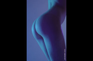 femme nue fesses bleu