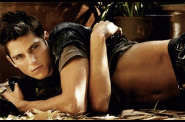 900978101_Sean-20Faris.gif
