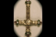 pitaux-j-p-collier-dit-chaine-gothique-offert-par--copie-1
