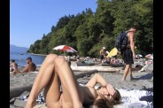 beach-spy-voyeur 01