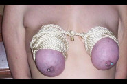 Jeu de seins4 (32)