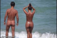 nude-beach-couple