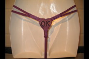 string 12100 violet verso