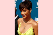 Rihanna-a-sexyreport--41-.jpg
