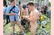 naked-with-my-bike13.jpg