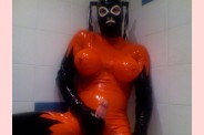 moi-soumise-rubber-doll