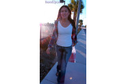 0007-selene-jeanswalk