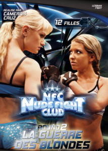 -DIV1117--Nude-Fight-Club---Round-2-La-guerre-des-blondes.jpg