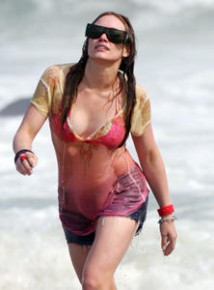hilary-duff-wet-ocean-4-big.jpg