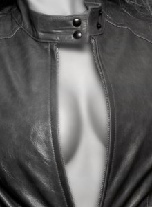 Blouson cuir décolleté