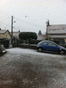 cour arrière neige