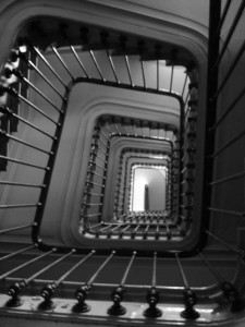 Cage-d-escalier-de-Melody-Paris.jpg