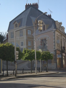 facade trompe l'oeil