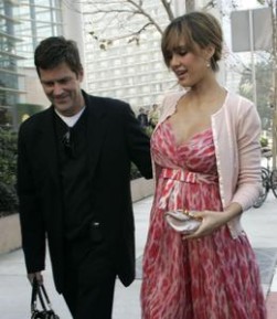 jessica-alba-boobs-07.jpg
