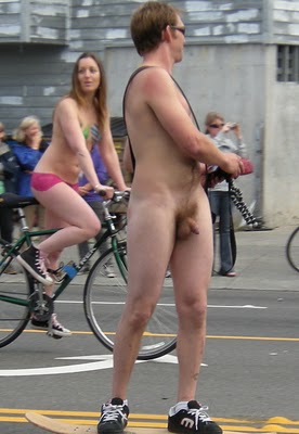 naked in the street07