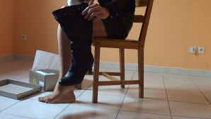 Trying new boots (4)