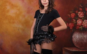 FL Lesya set 103 0198