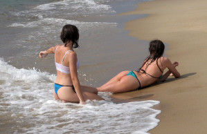 pa WK smimminginthesea 00015