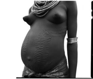 m-Femme-enceinte-de-la-tribu-Karo--Omo-Valley--Ethiopie-du-sud.jpg