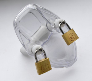 QE0300_CLEAR-MALE-POLYCARBONATE-CHASTITY-DEVICE-NEW-ARRIVAL.jpg