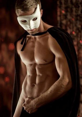 sexy-guy-costume-shirtlessmask.jpg