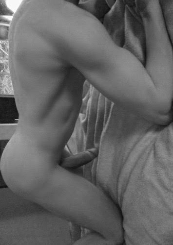 tumblr_n24thcMSxh1sn5q1vo1_400.jpg