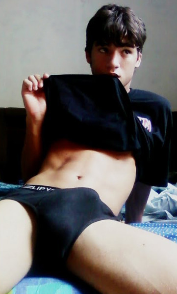 tumblr_myt3qa92oR1tnyn29o1_500.jpg