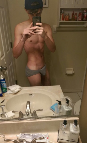 tumblr_ndirxm6AYW1t63jvvo1_1280.jpg
