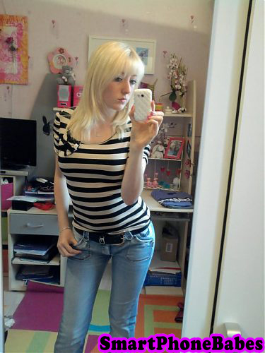 smartphonebabe_244.jpg