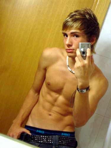 tumblr_n5ypvjjq1X1sd6p51o1_400.jpg