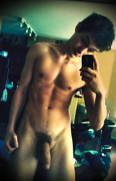 tumblr_n7druaLWc61tyck7vo1_500.jpg