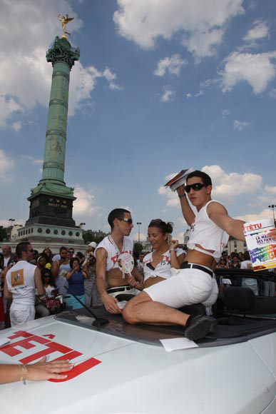 gay-pride-2010-40