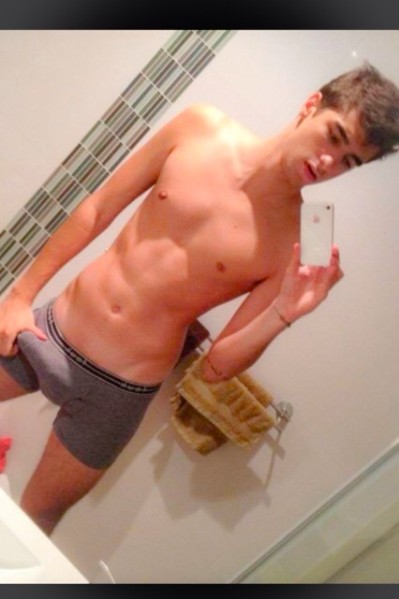 tumblr_nb9vf6QK8P1tpcag2o1_500.jpg