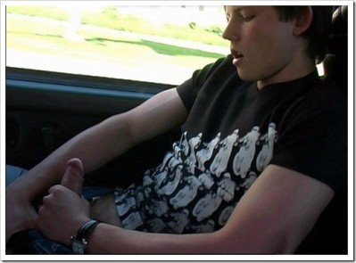 Teen boys can be sexy also with clothes on15