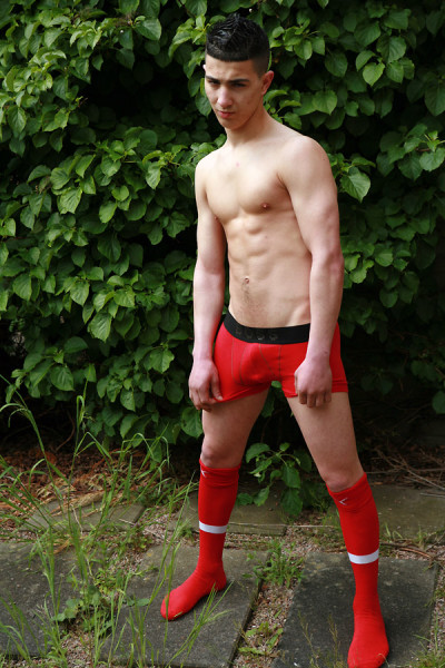 tumblr_n2wzxhj0N01ra8ht0o1_1280.jpg