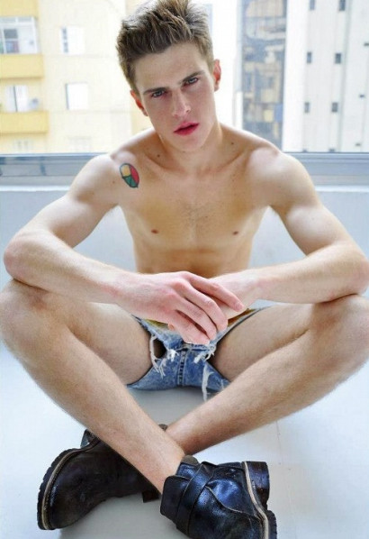 tumblr_n7uip6th7t1rq5h24o1_500.jpg