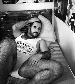 tumblr mtocuzsG271ro4hx7o1 250