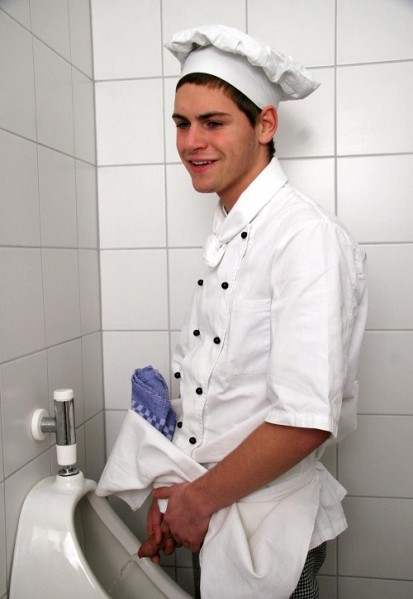 Le-jeune-cuisinier-aux-urinoirs.jpg