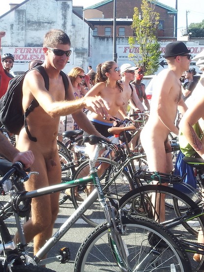 CYCLISME-NATURISTE.jpg