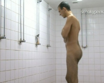 Mec-sous-la-douche.jpg