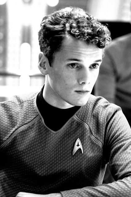 Pavel-Chekov-pavel-chekov-34574796-2592-3888-copie-1.jpg